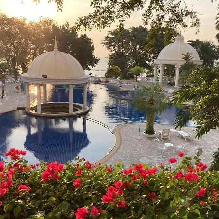 Sky Beach Beachfront Pattaya Εξωτερικό φωτογραφία