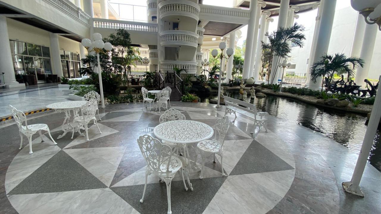 Sky Beach Beachfront Pattaya Εξωτερικό φωτογραφία