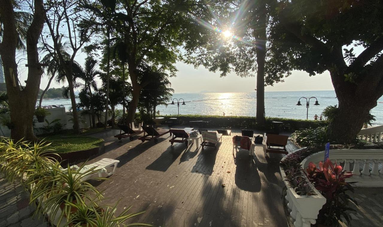 Sky Beach Beachfront Pattaya Εξωτερικό φωτογραφία